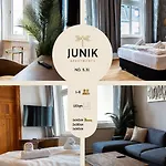 Junik - Deine Cityapartments In Apartment *