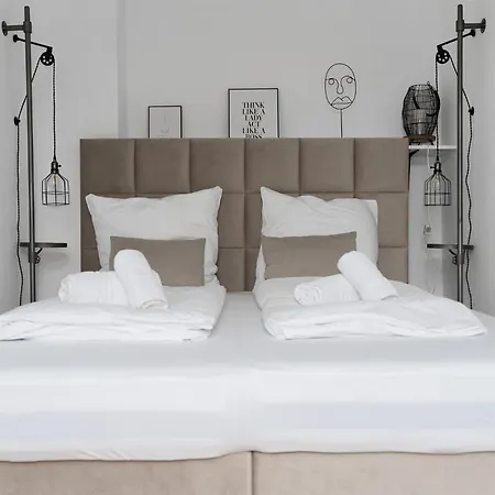 Junik - Deine Cityapartments In *